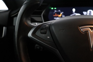Tesla Model S vaihtoauto
