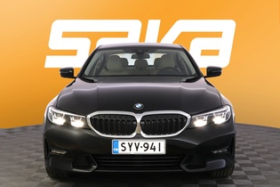 BMW 330 vaihtoauto