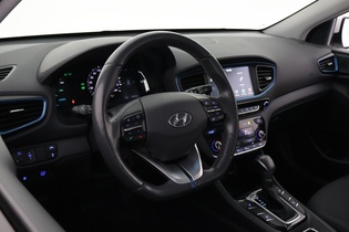 Hyundai IONIQ hybrid vaihtoauto