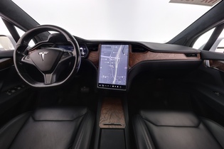 Tesla Model X vaihtoauto