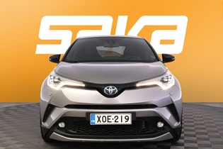 Toyota C-HR vaihtoauto