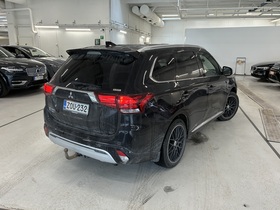 Mitsubishi Outlander PHEV vaihtoauto
