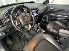 Jeep Compass vaihtoauto