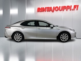 Toyota Camry vaihtoauto