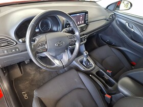 Hyundai i30 5d vaihtoauto