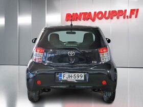 Toyota iQ vaihtoauto