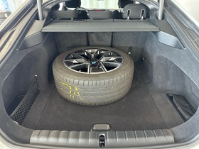 BMW i4 vaihtoauto