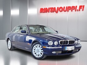 Jaguar XJ8 vaihtoauto
