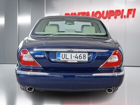 Jaguar XJ8 vaihtoauto