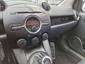 Mazda 2 vaihtoauto