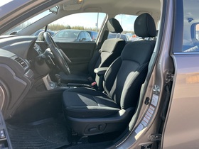 Subaru Forester vaihtoauto