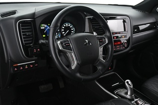 Mitsubishi Outlander vaihtoauto