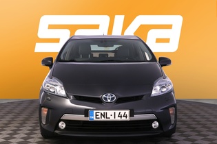 Toyota Prius PHEV vaihtoauto