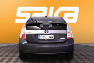 Toyota Prius PHEV vaihtoauto