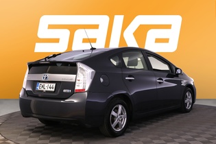 Toyota Prius PHEV vaihtoauto