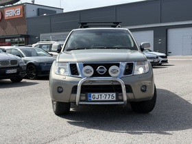 Nissan Pathfinder vaihtoauto