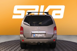 Nissan Pathfinder vaihtoauto