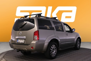 Nissan Pathfinder vaihtoauto