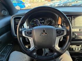 Mitsubishi Outlander PHEV vaihtoauto