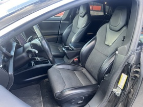 Tesla Model S vaihtoauto