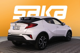 Toyota C-HR vaihtoauto