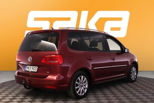 Volkswagen Touran vaihtoauto