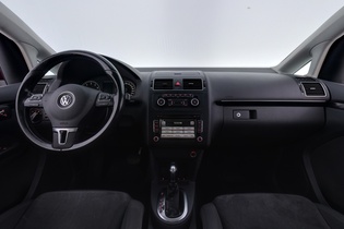 Volkswagen Touran vaihtoauto