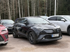 Toyota C-HR vaihtoauto