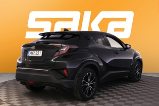Toyota C-HR vaihtoauto