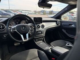 Mercedes-Benz GLA vaihtoauto
