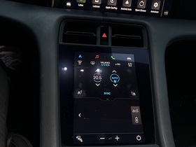 Porsche Taycan vaihtoauto