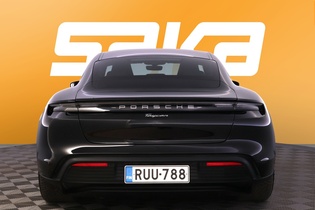 Porsche Taycan vaihtoauto