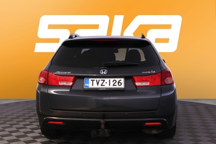 Honda Accord vaihtoauto