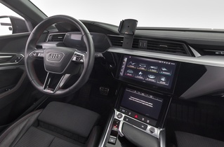 Audi Q8 e-tron vaihtoauto