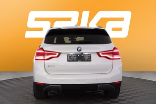 BMW iX3 vaihtoauto