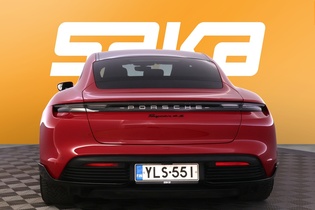 Porsche Taycan vaihtoauto