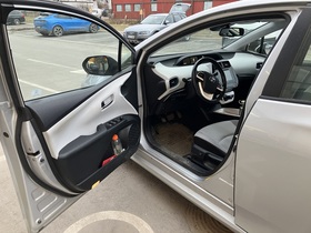 Toyota Prius vaihtoauto