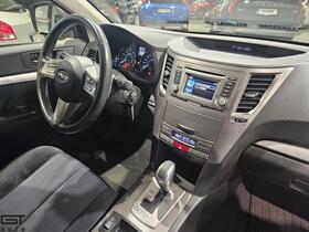 Subaru Outback vaihtoauto