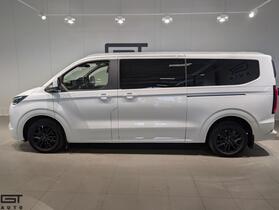 Ford Tourneo Custom vaihtoauto