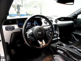 Ford USA Mustang vaihtoauto