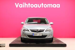 Opel Astra vaihtoauto