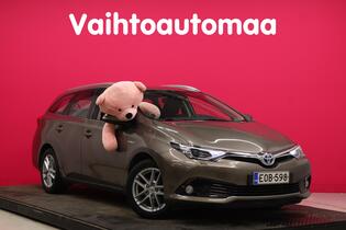 Toyota Auris vaihtoauto