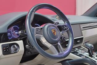 Porsche Cayenne vaihtoauto