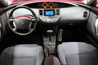 Nissan Primera vaihtoauto