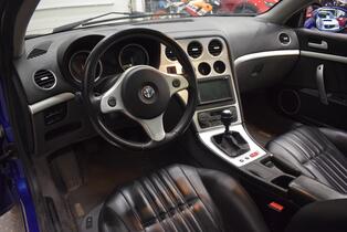 Alfa Romeo Brera vaihtoauto