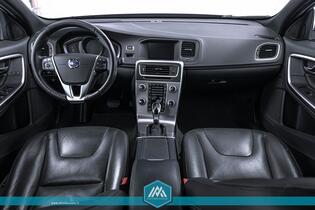 Volvo V60 Cross Country vaihtoauto