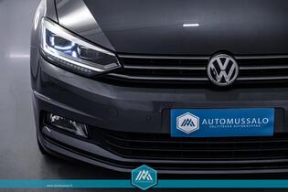 Volkswagen Touran vaihtoauto