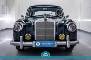 Mercedes-Benz 220 vaihtoauto