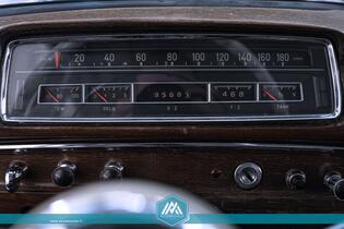 Mercedes-Benz 220 vaihtoauto