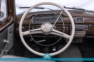 Mercedes-Benz 220 vaihtoauto